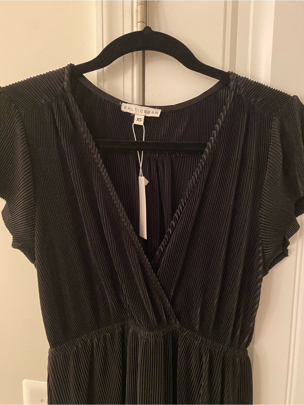 Baltic Born Black Pleated Short-Sleeve Dress